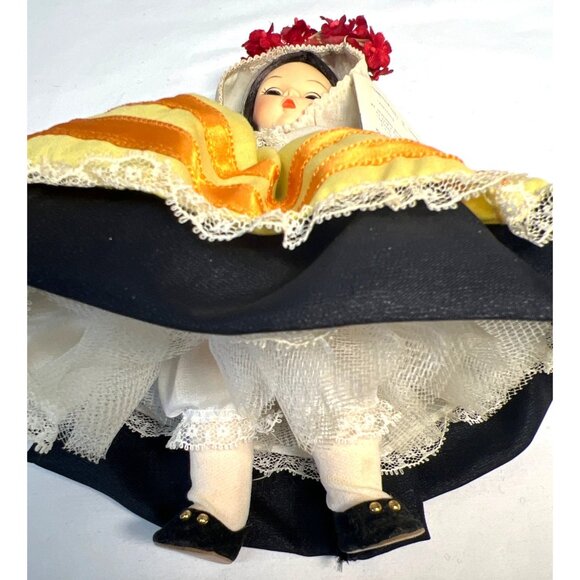 Madame Alexander Little Women "Beth" Doll In Greek Costume With Original Box & T - Picture 4 of 6